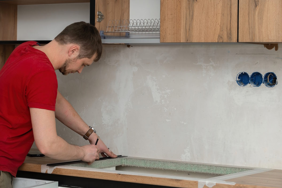 Joining Kitchen Worktops with a Mason's Mitre Joint Mr Kitchen